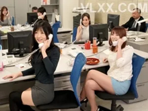 Ngày 12 tháng 7 năm 2023_Người mẫu xe hơi 18 tuổi Shi Xinnu