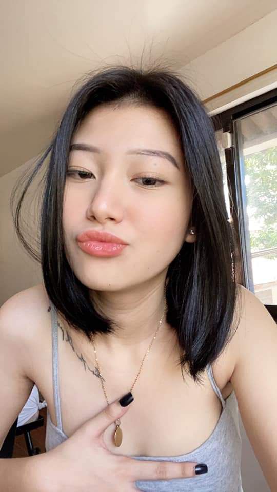 HUNTB-725 "Này, mày có đủ can đảm để thủ dâm dưới váy và xuất tinh lên quần lót của tao không!? "Con nhỏ siêu biến thái bay đi